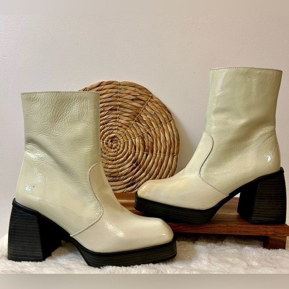 Free People Ruby Shine Platform Boot in White Size 38.5 - Picture 7 of 15